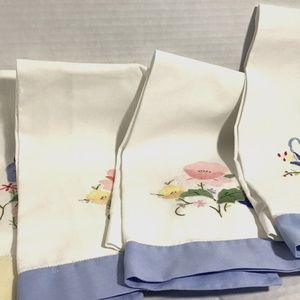 Set of 4 Vintage Appliqué and Crewel Tea Towels-Hand Made Home Kitchen Dining